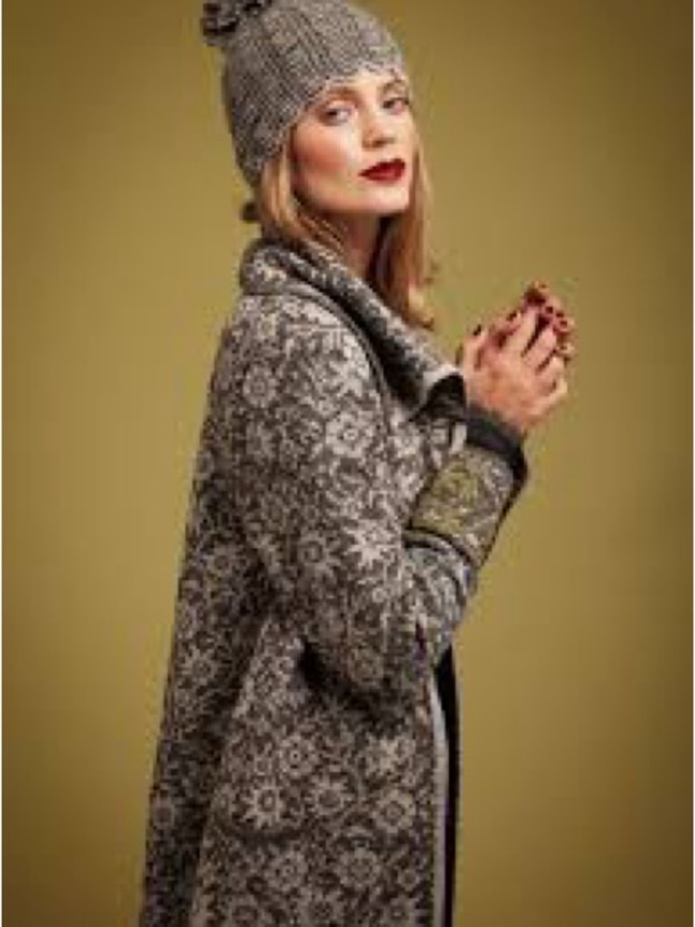 Oleana 100% Alpaca Cardigan Sweater Jacket $650 Size Small